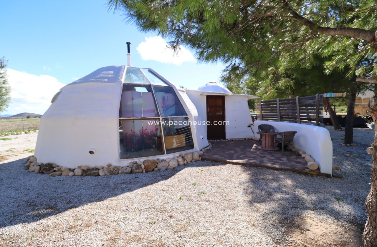 Resale - Country House -
La Parroquia