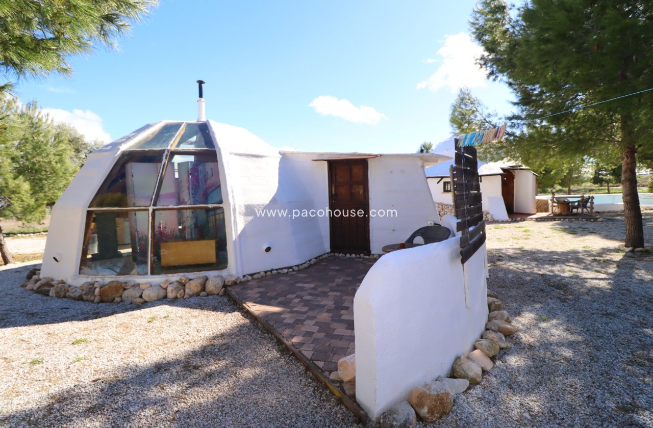 Resale - Country House -
La Parroquia