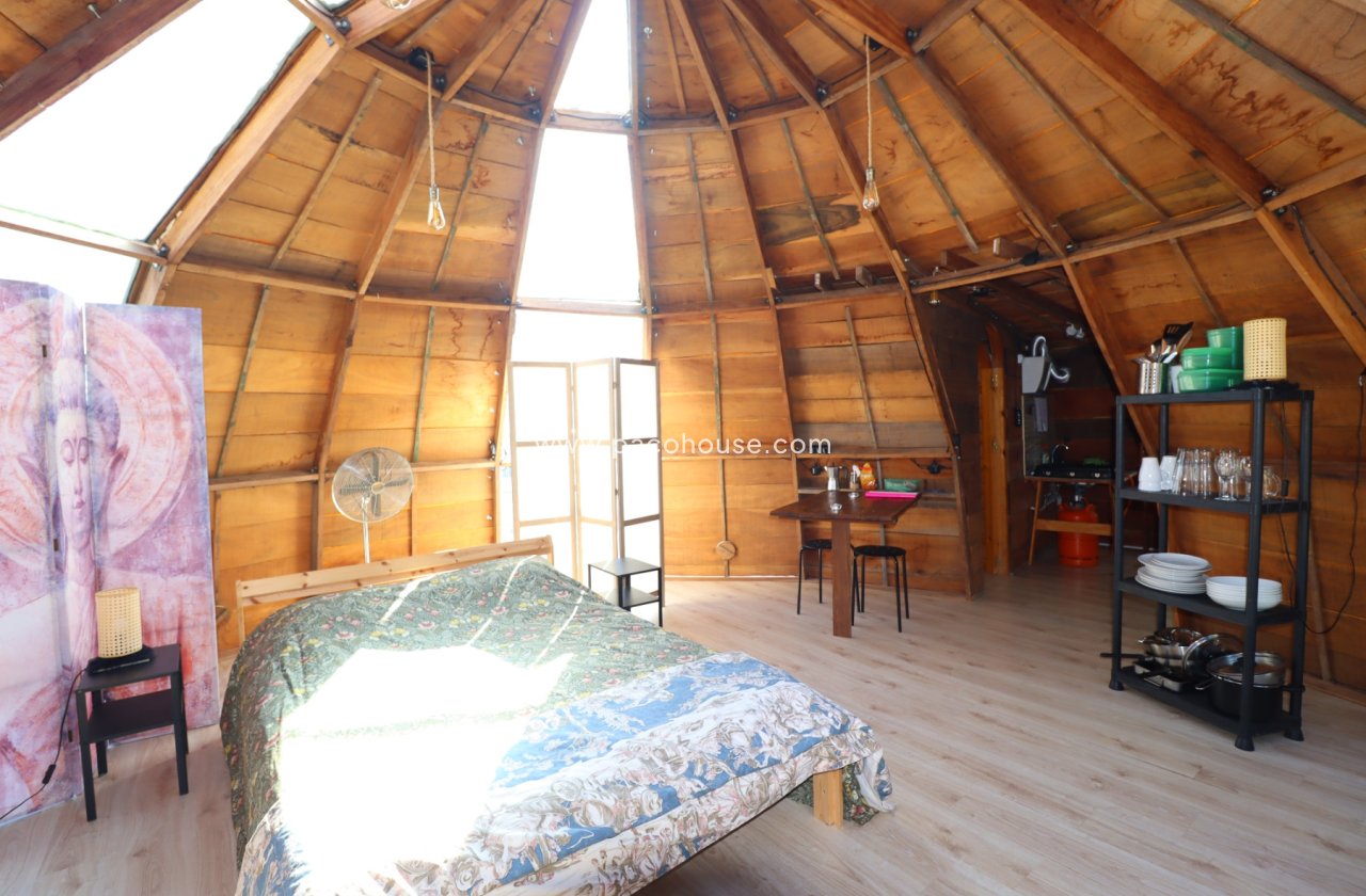 Resale - Country House -
La Parroquia