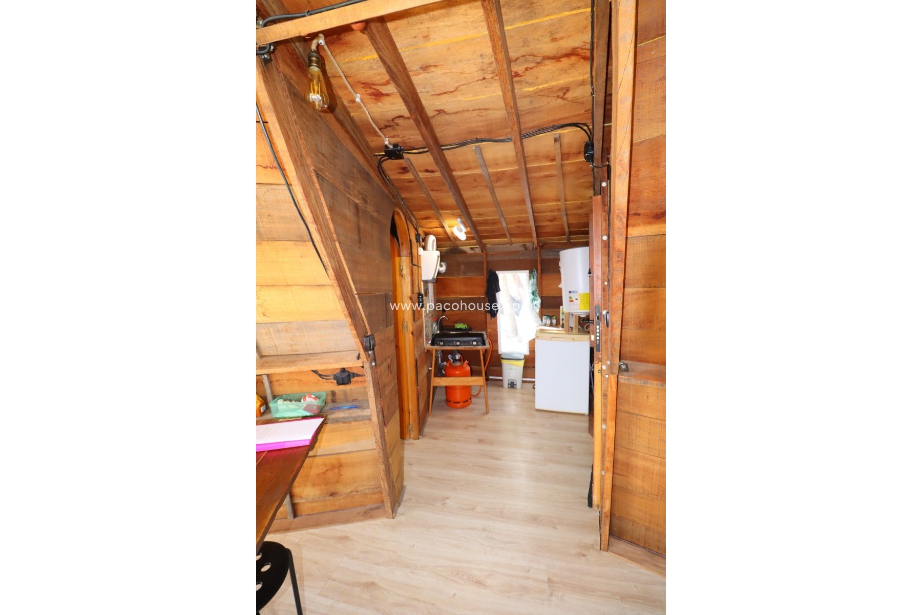 Resale - Country House -
La Parroquia