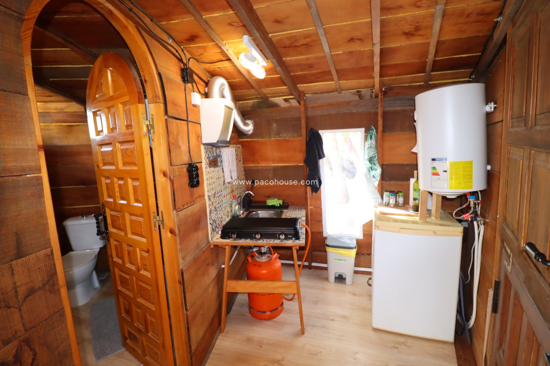 Resale - Country House -
La Parroquia