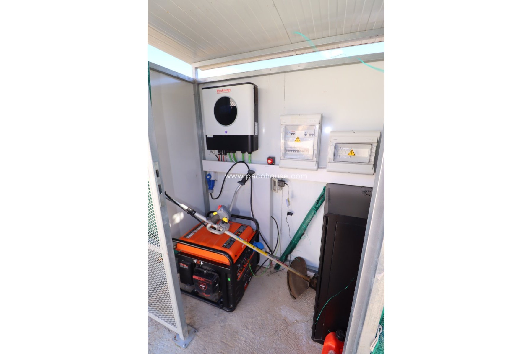 Resale - Country House -
La Parroquia