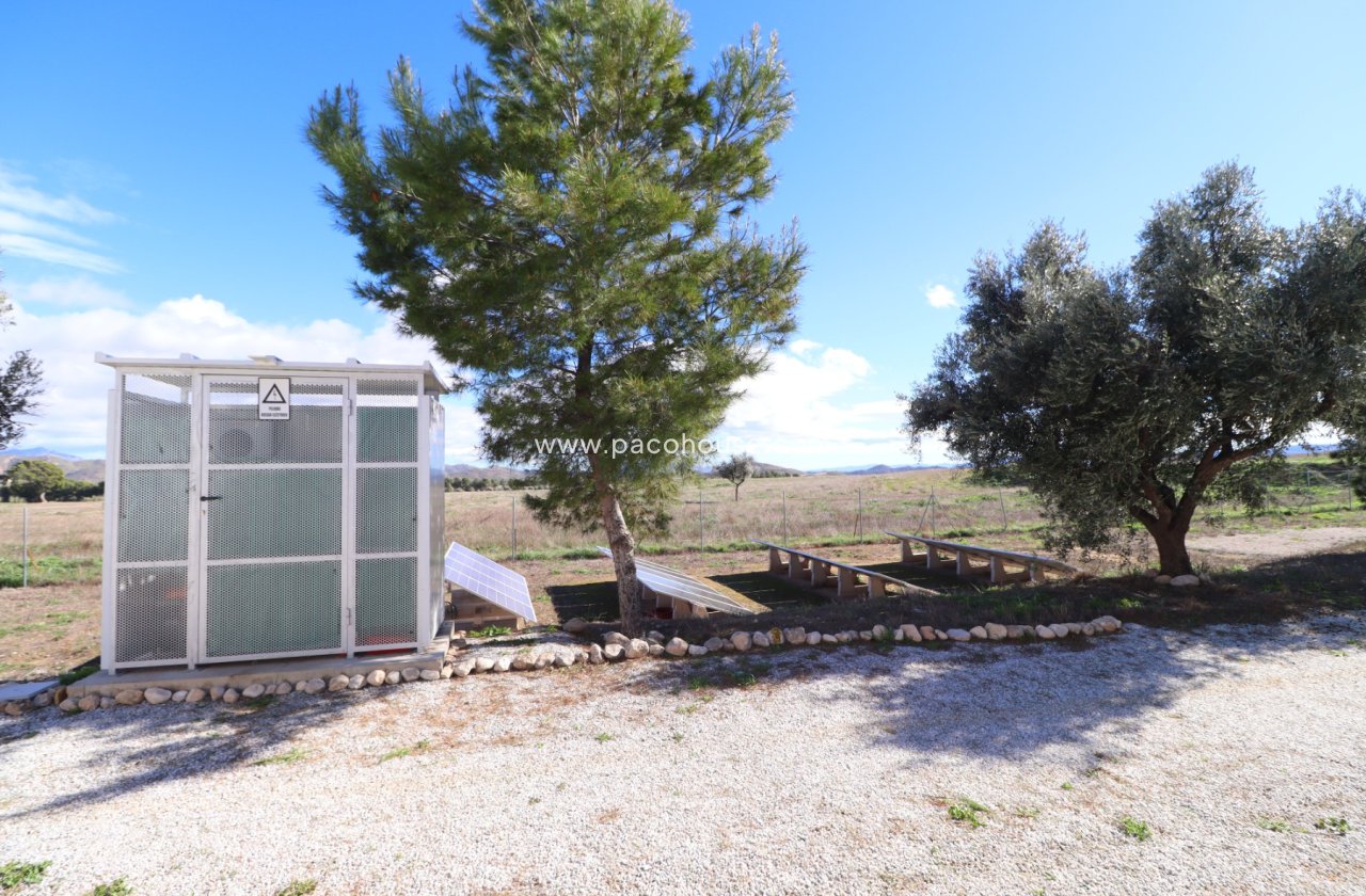 Resale - Country House -
La Parroquia