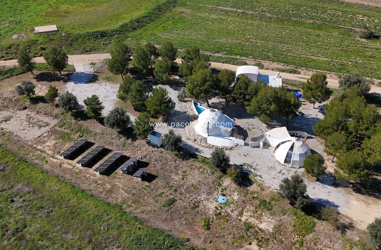 Resale - Country House -
La Parroquia