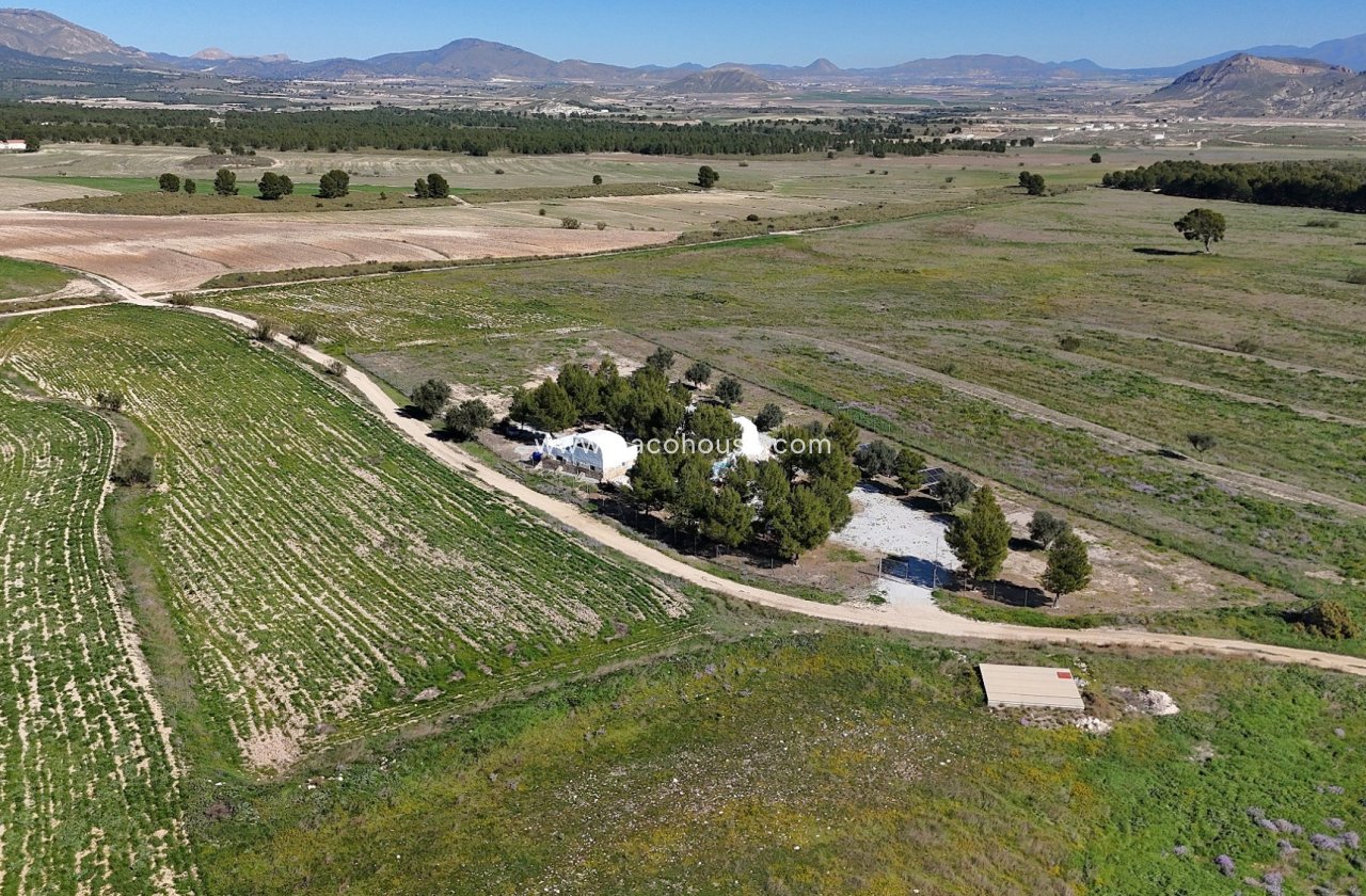 Resale - Country House -
La Parroquia