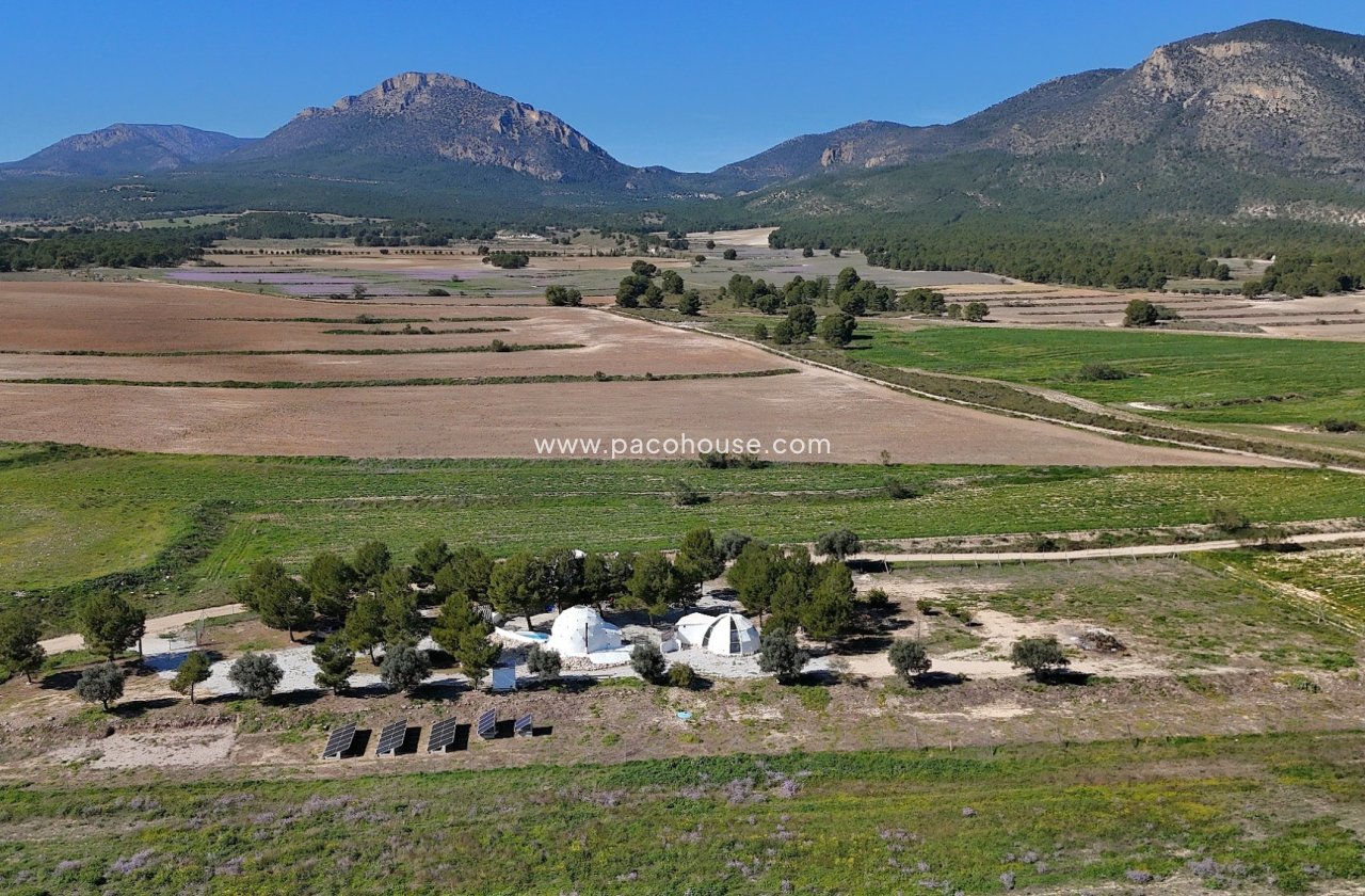 Resale - Country House -
La Parroquia