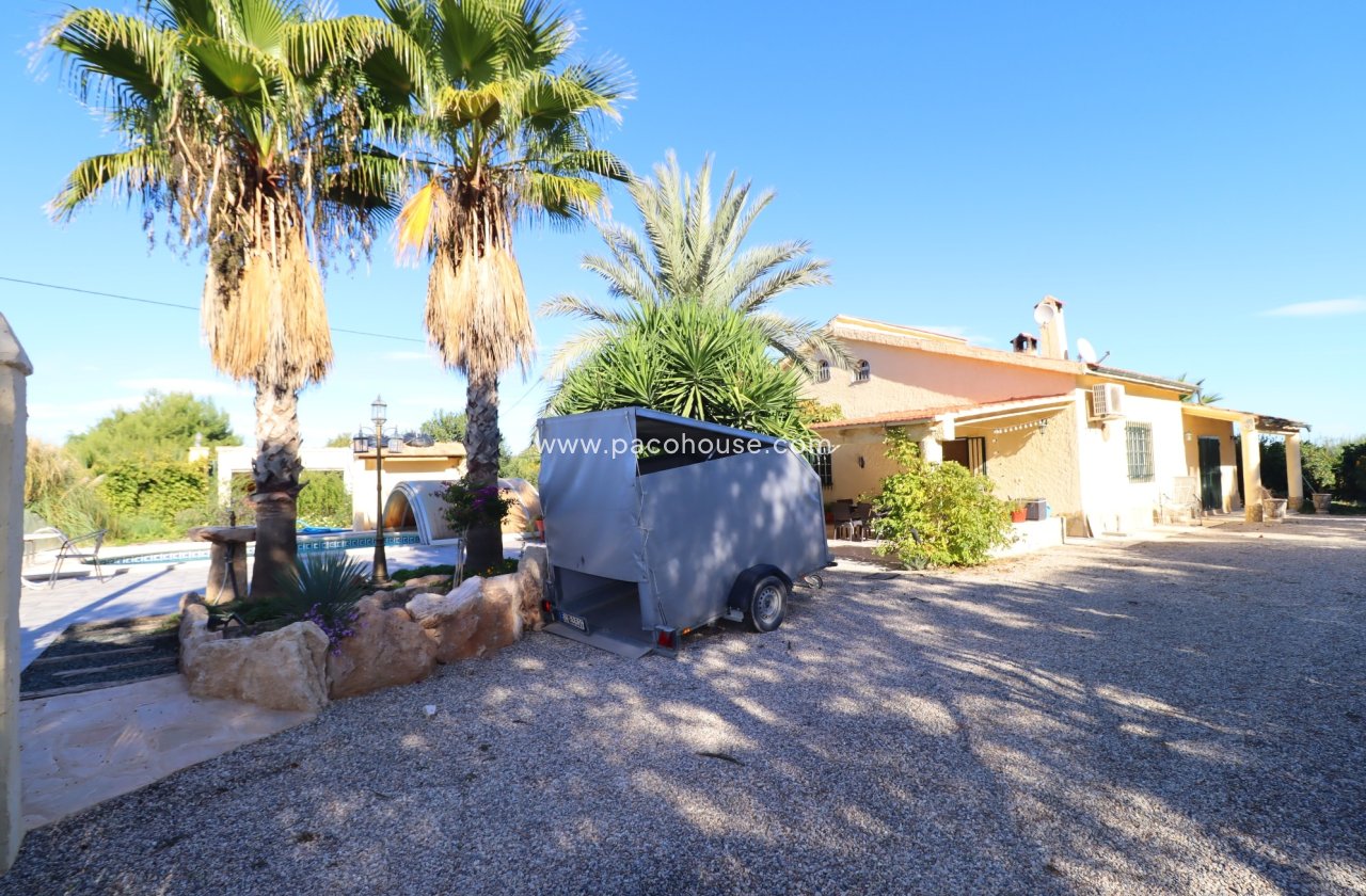 Resale - Country House -
Lorca