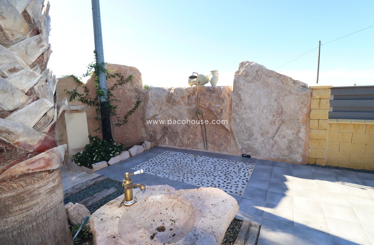 Resale - Country House -
Lorca