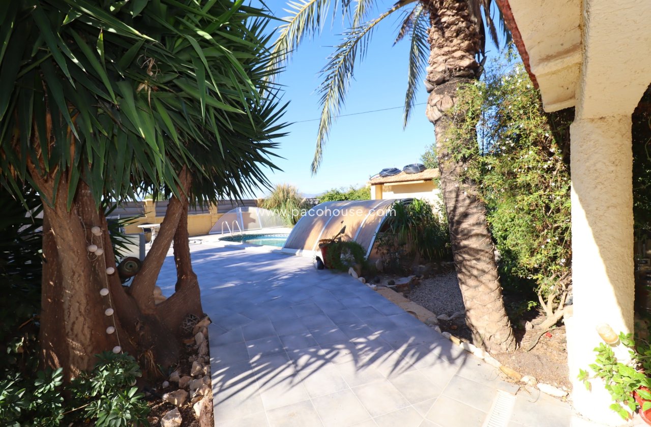 Resale - Country House -
Lorca