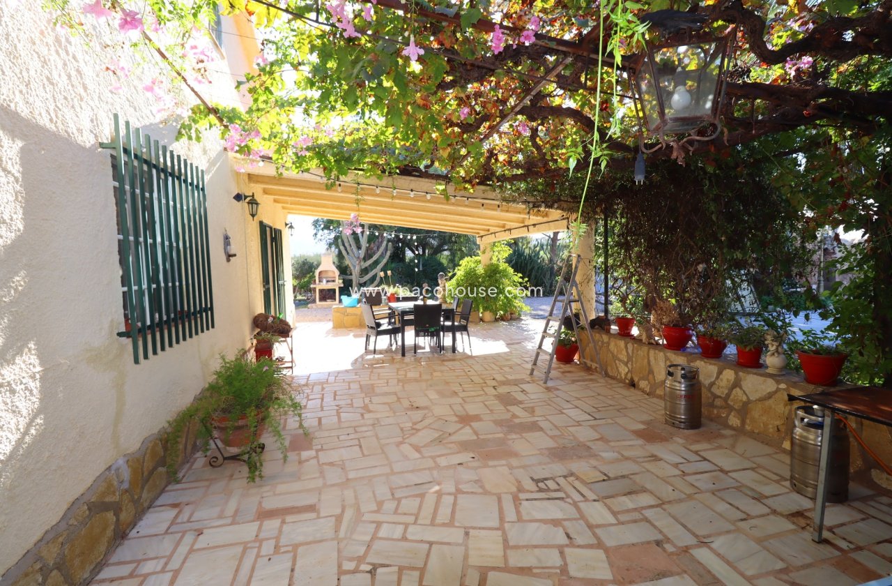 Resale - Country House -
Lorca