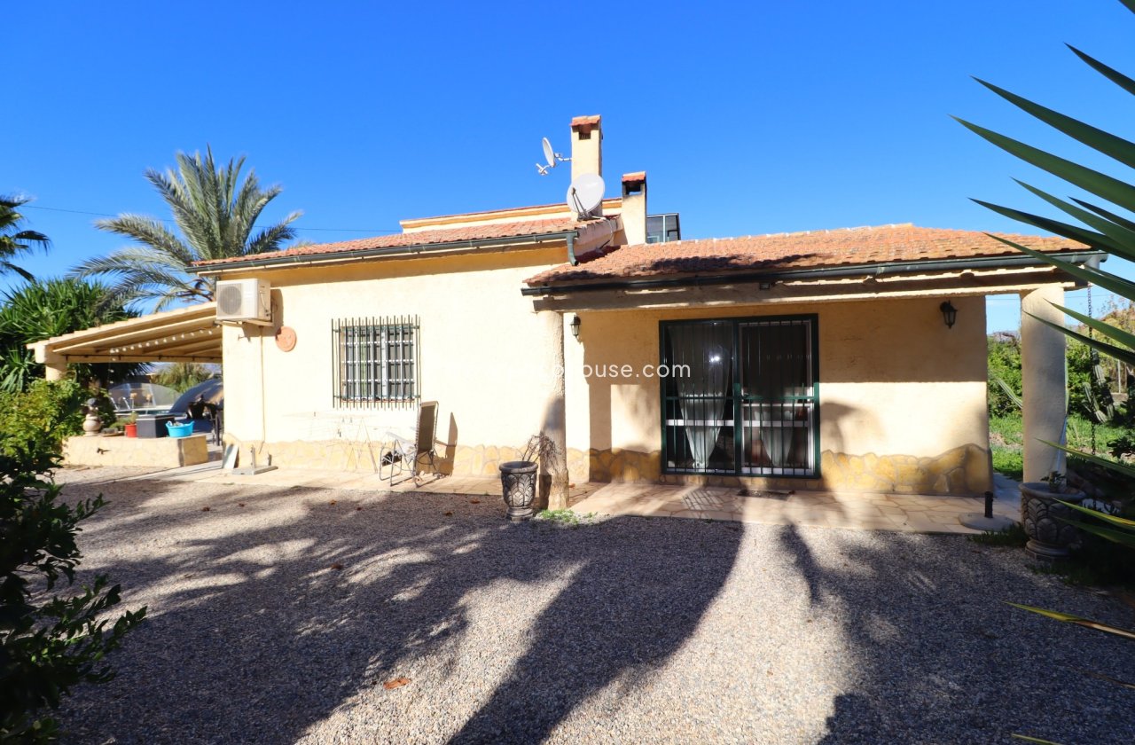 Resale - Country House -
Lorca