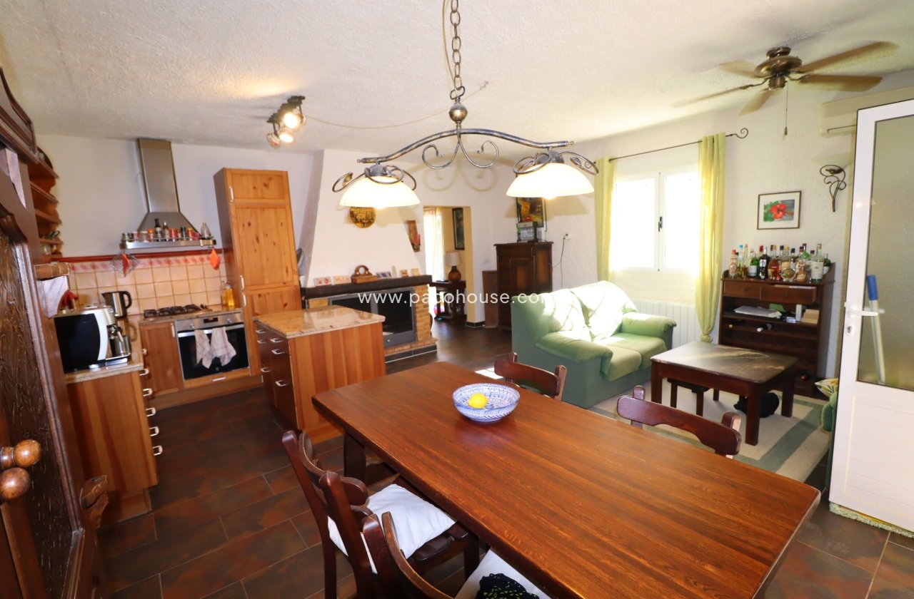 Resale - Country House -
Lorca