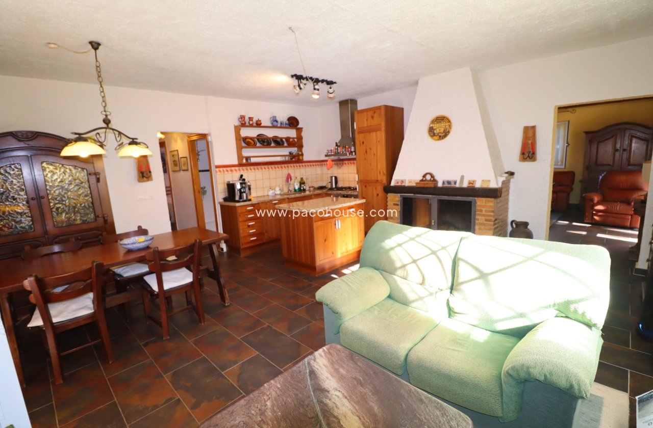 Resale - Country House -
Lorca