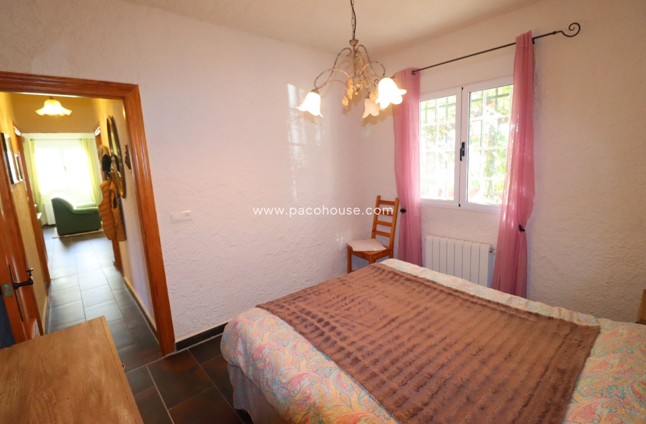 Resale - Country House -
Lorca