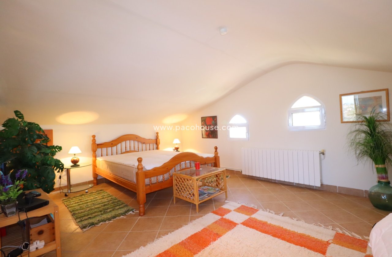 Resale - Country House -
Lorca