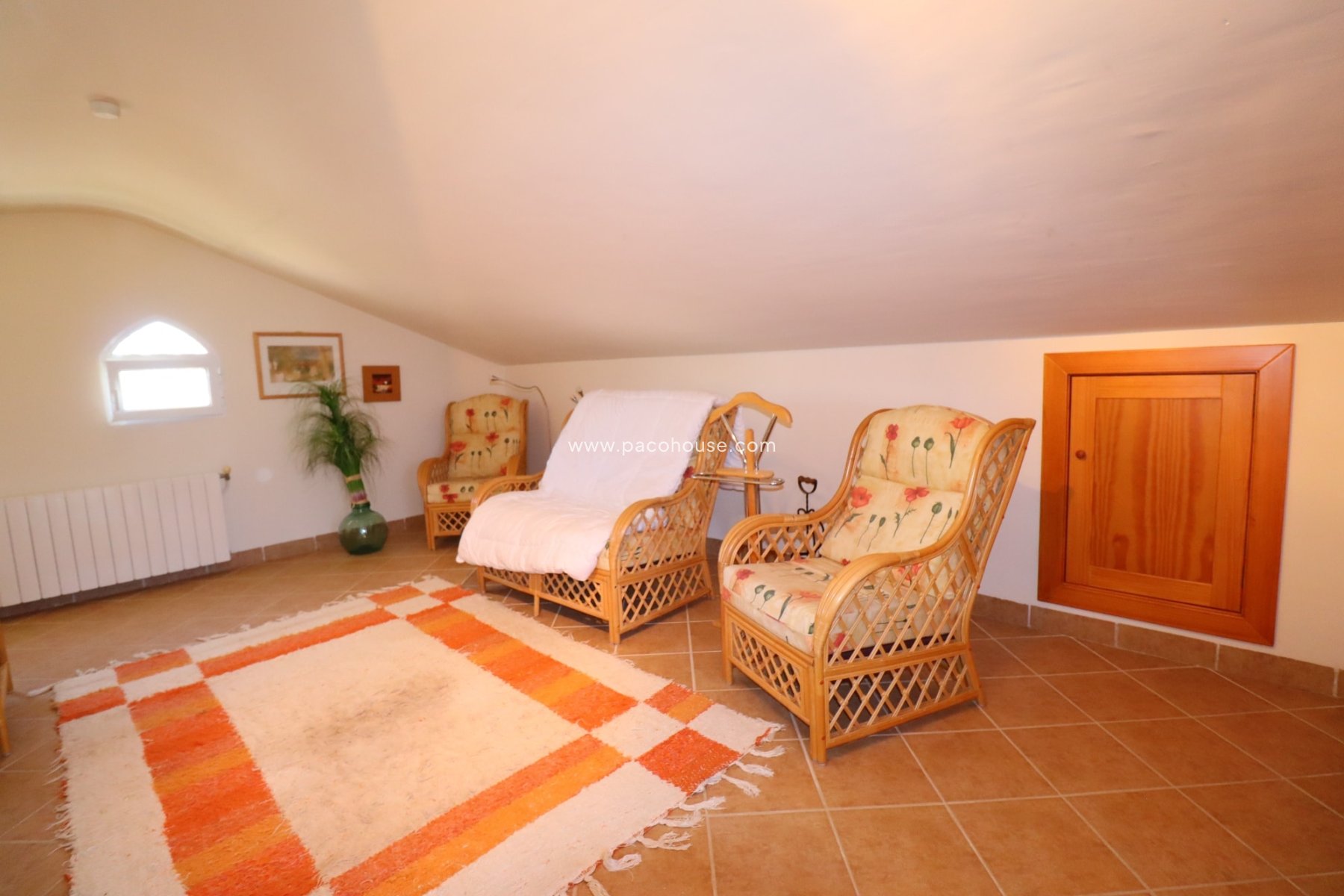 Resale - Country House -
Lorca