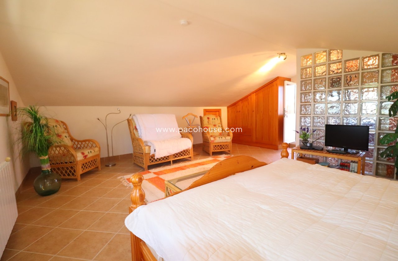 Resale - Country House -
Lorca