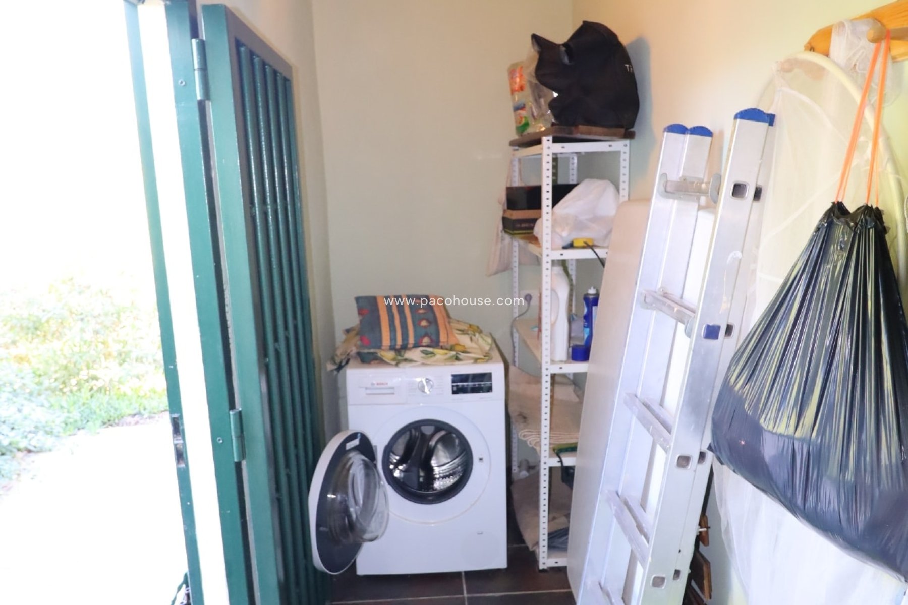 Resale - Country House -
Lorca