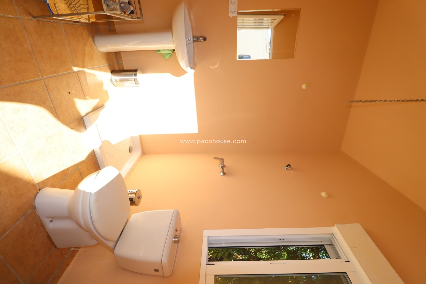 Resale - Country House -
Lorca