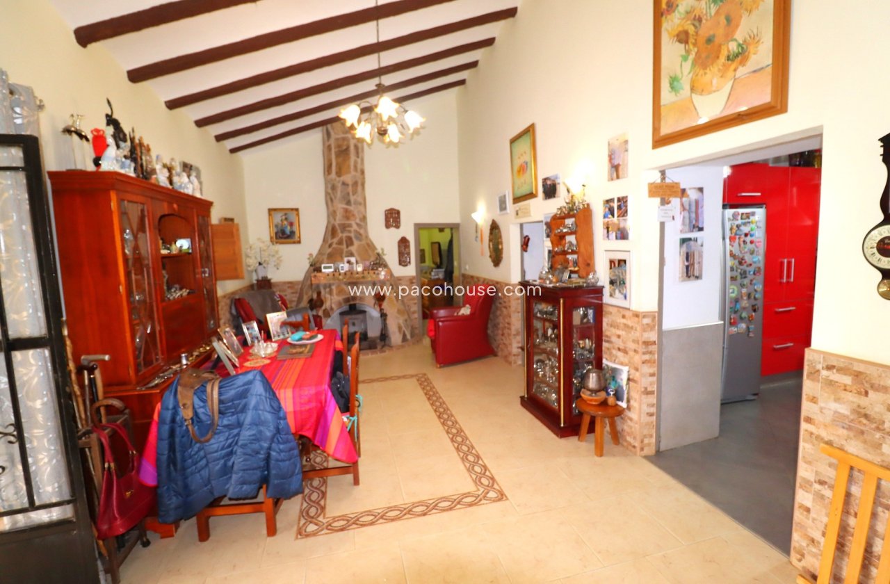 Resale - Country House -
Lorca