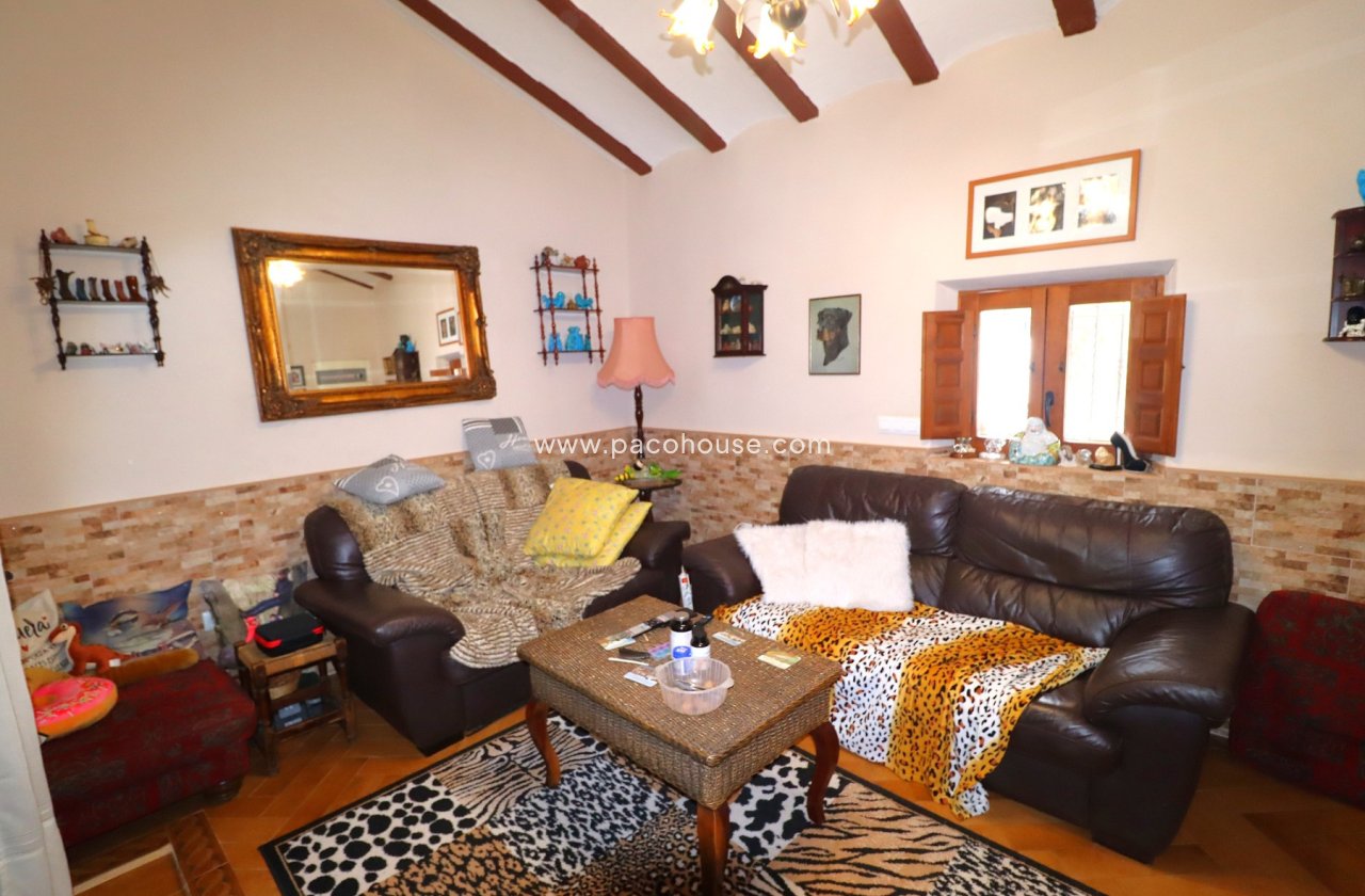 Resale - Country House -
Lorca