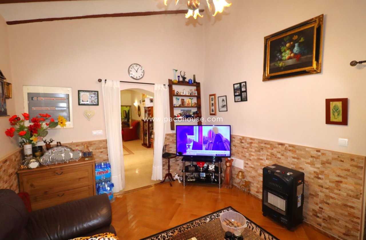 Resale - Country House -
Lorca