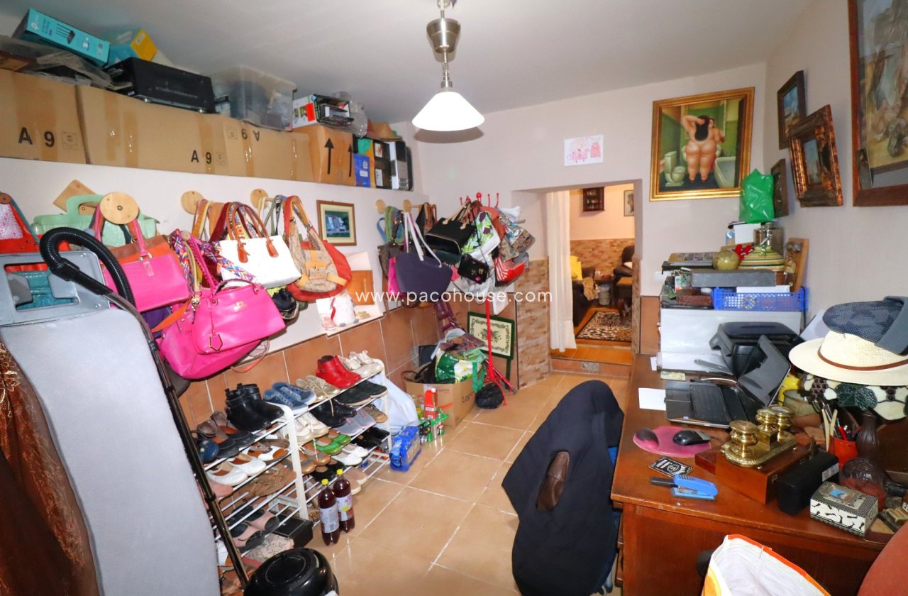 Resale - Country House -
Lorca