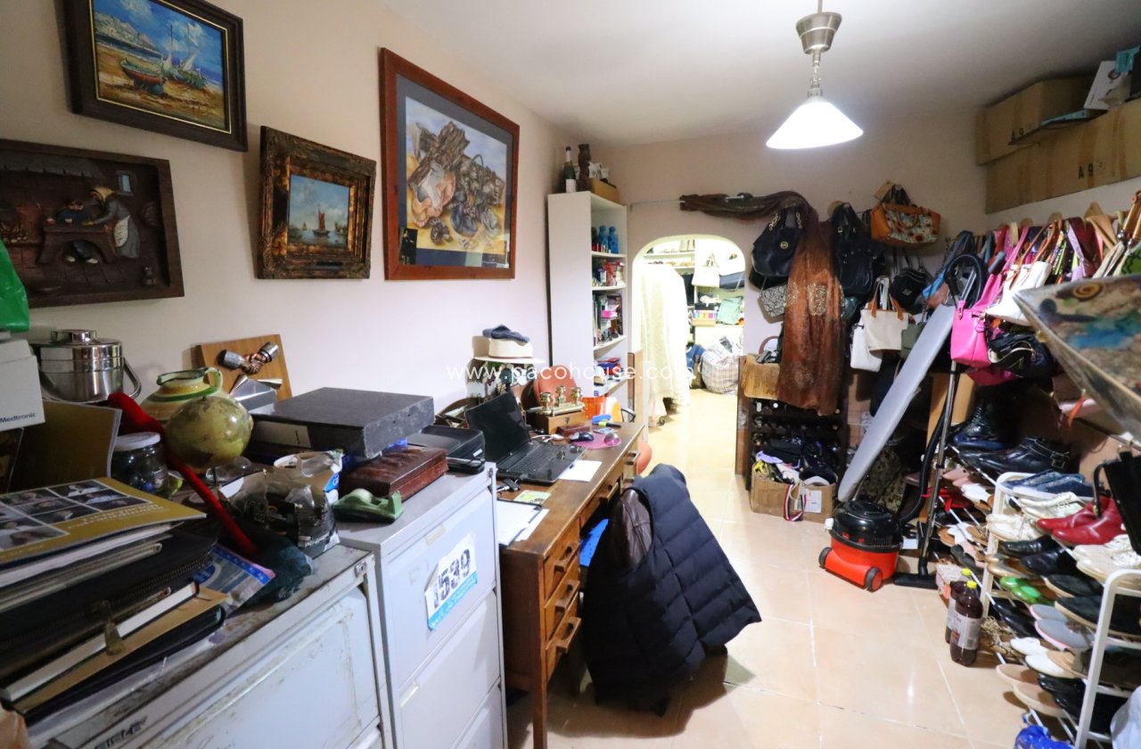 Resale - Country House -
Lorca