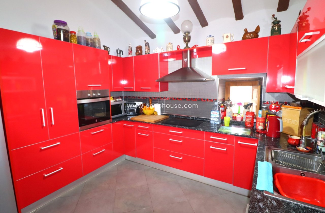 Resale - Country House -
Lorca