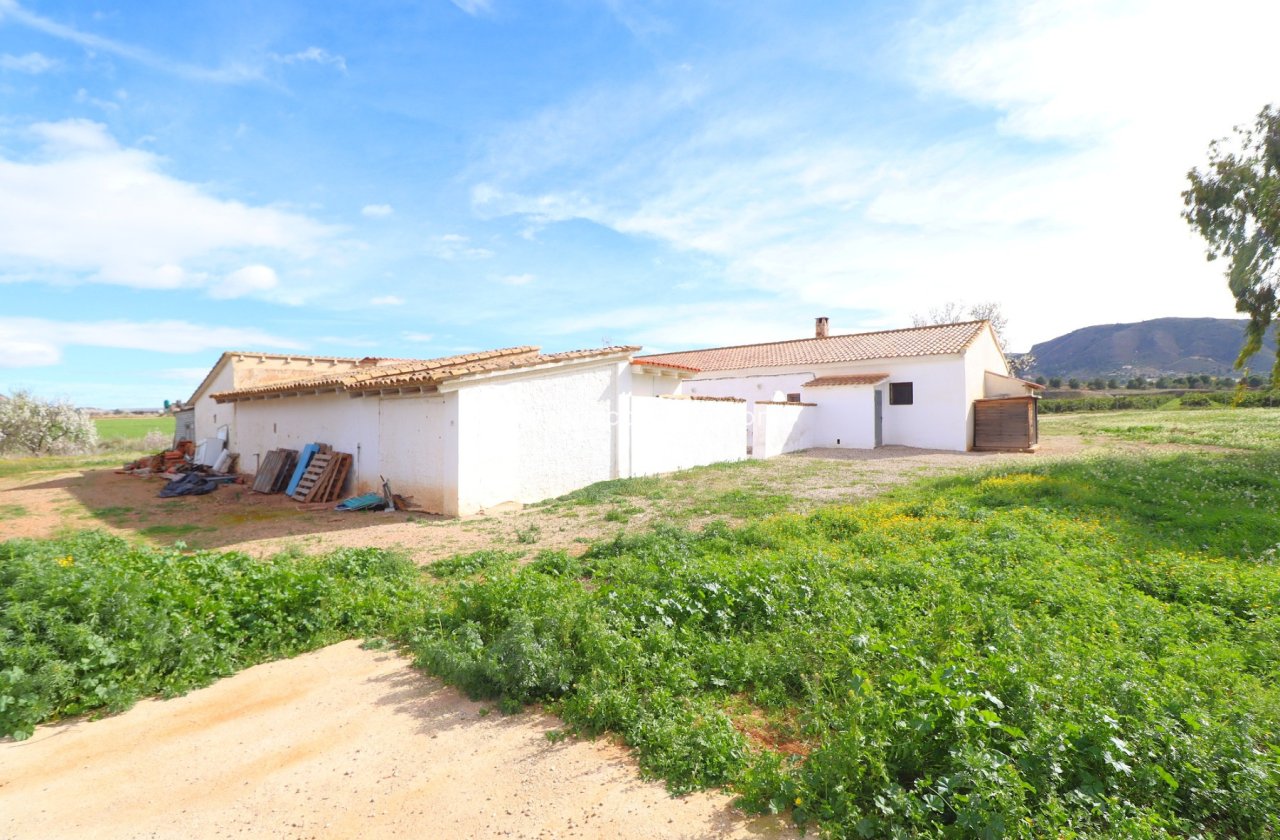 Resale - Country House -
Lorca