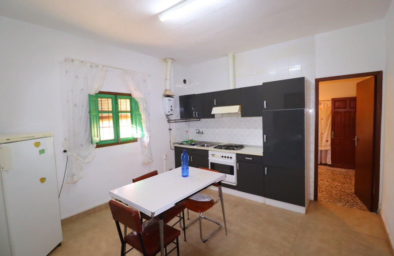 Resale - Country House -
Lorca