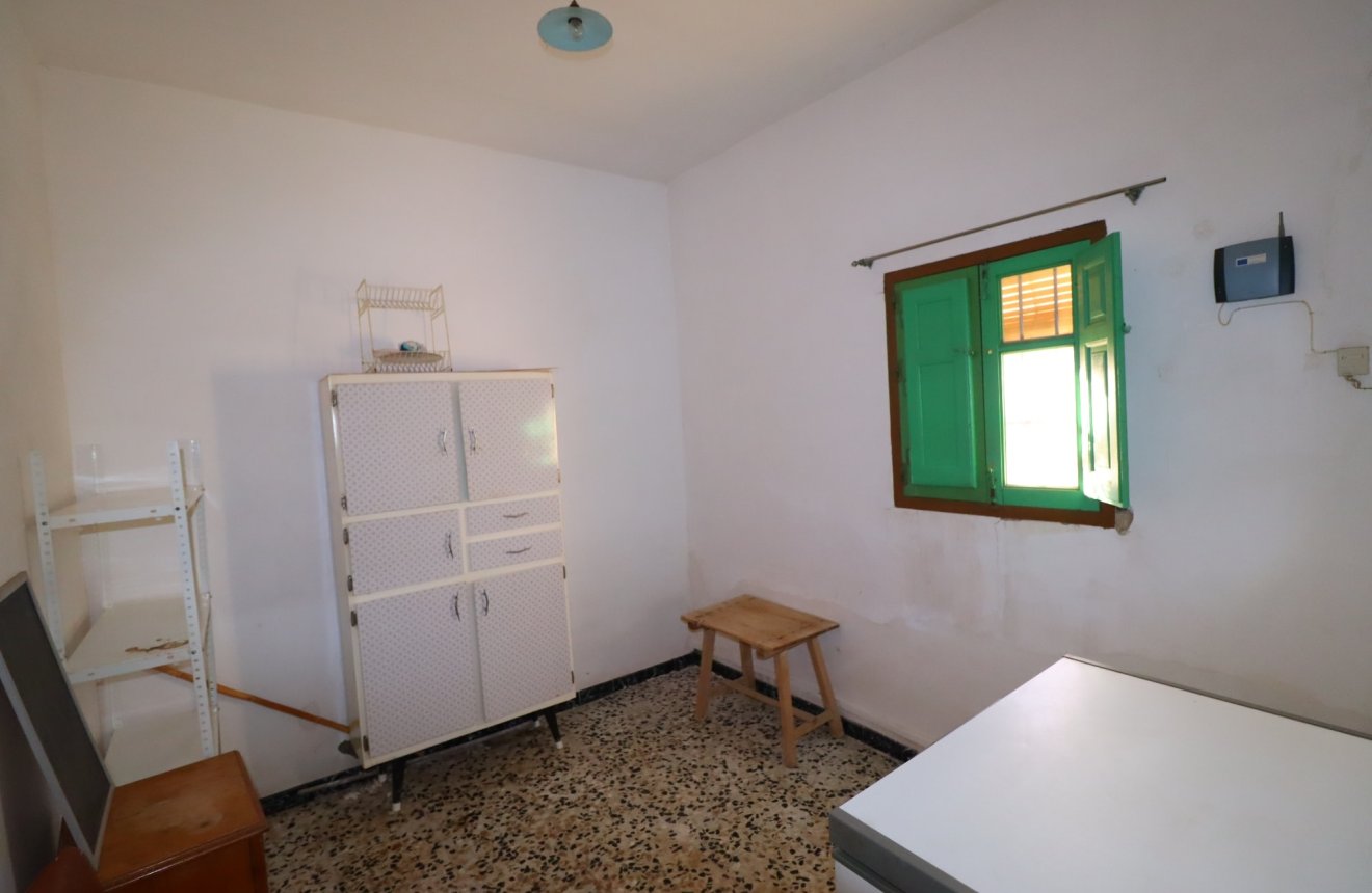 Resale - Country House -
Lorca