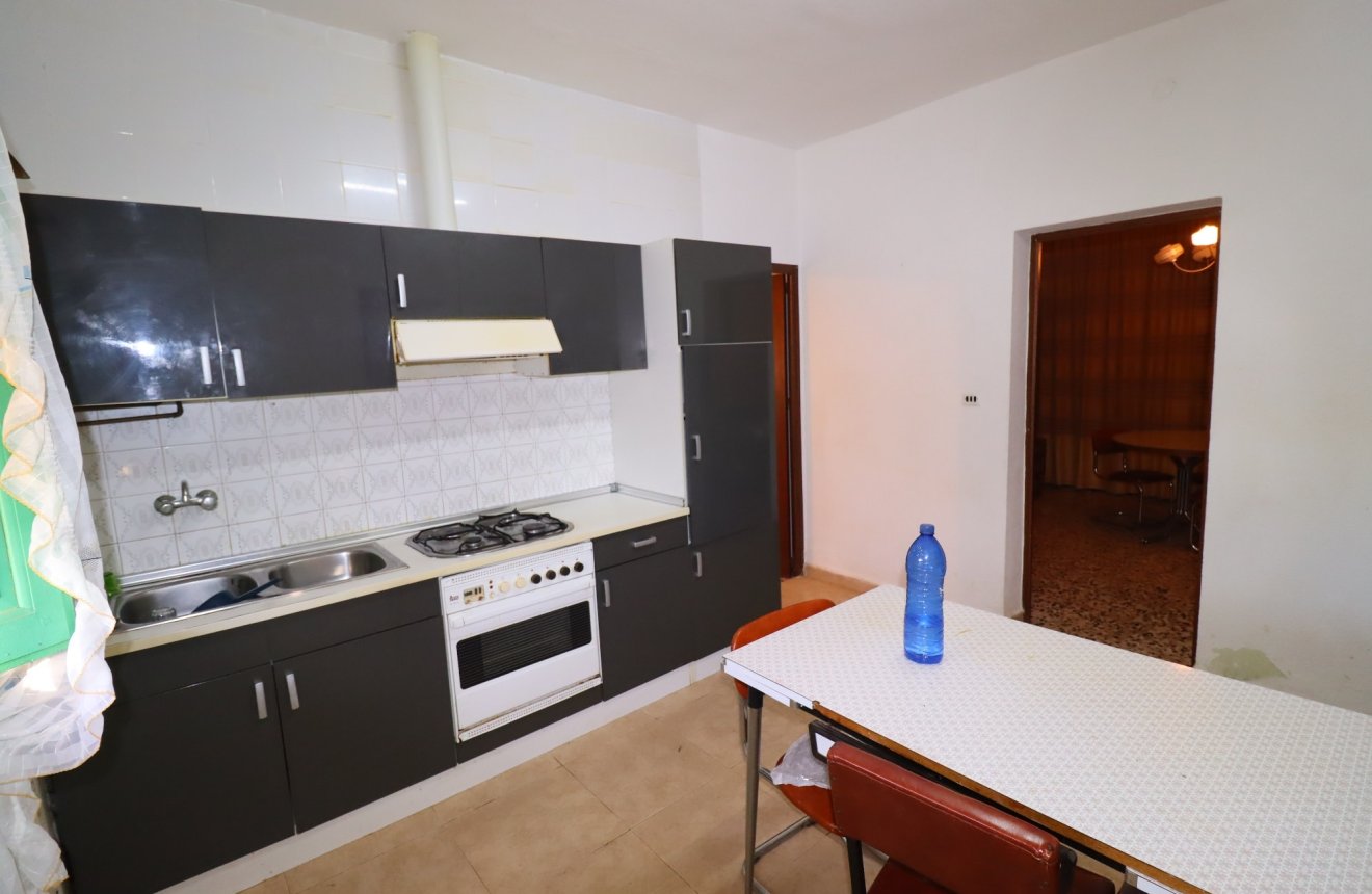 Resale - Country House -
Lorca