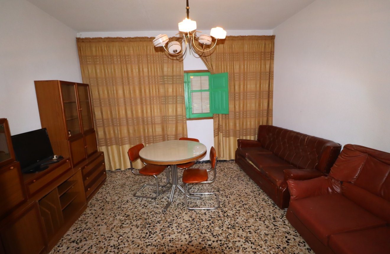 Resale - Country House -
Lorca
