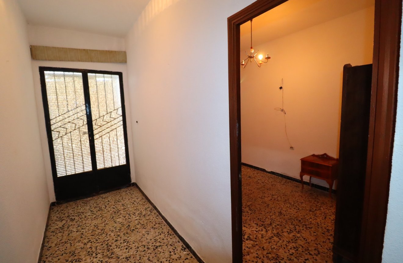 Resale - Country House -
Lorca