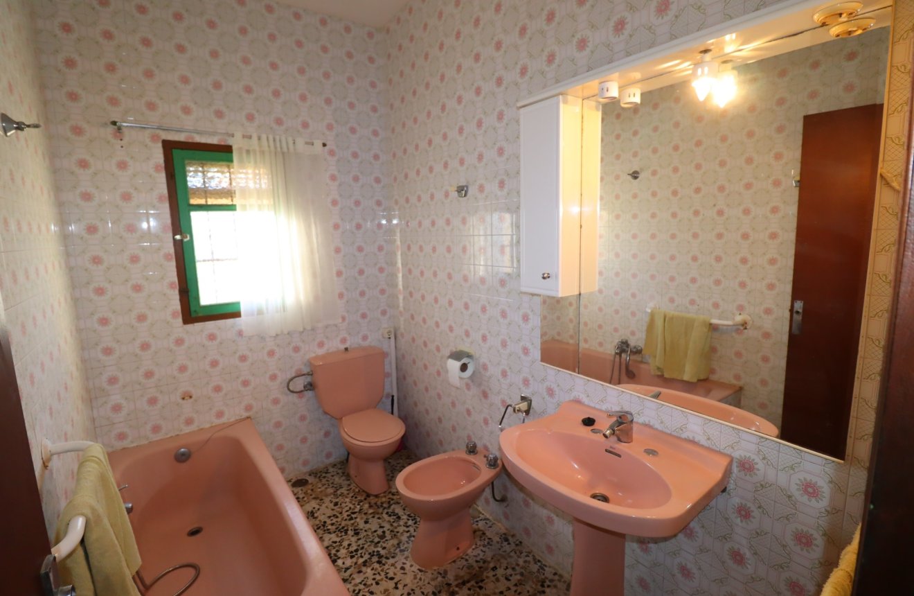 Resale - Country House -
Lorca