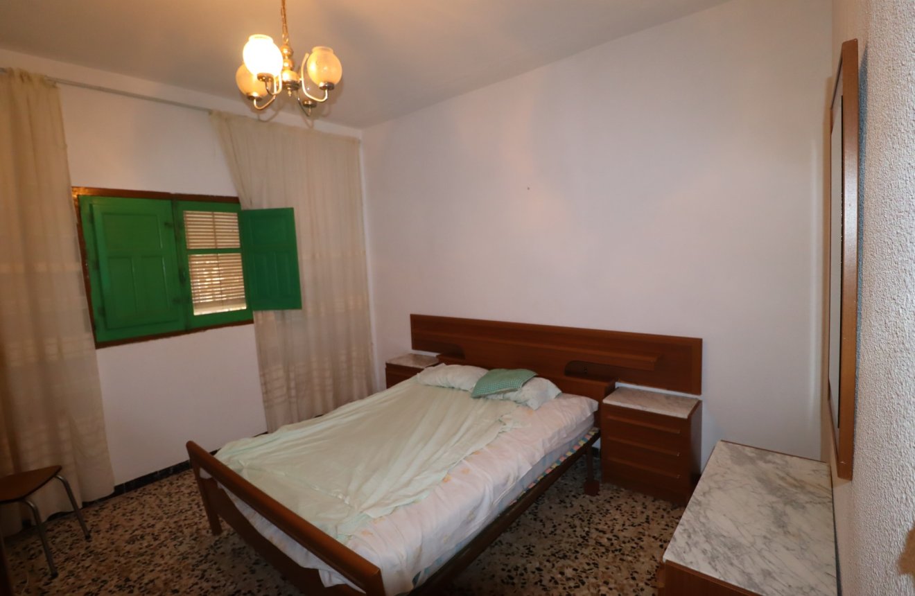 Resale - Country House -
Lorca