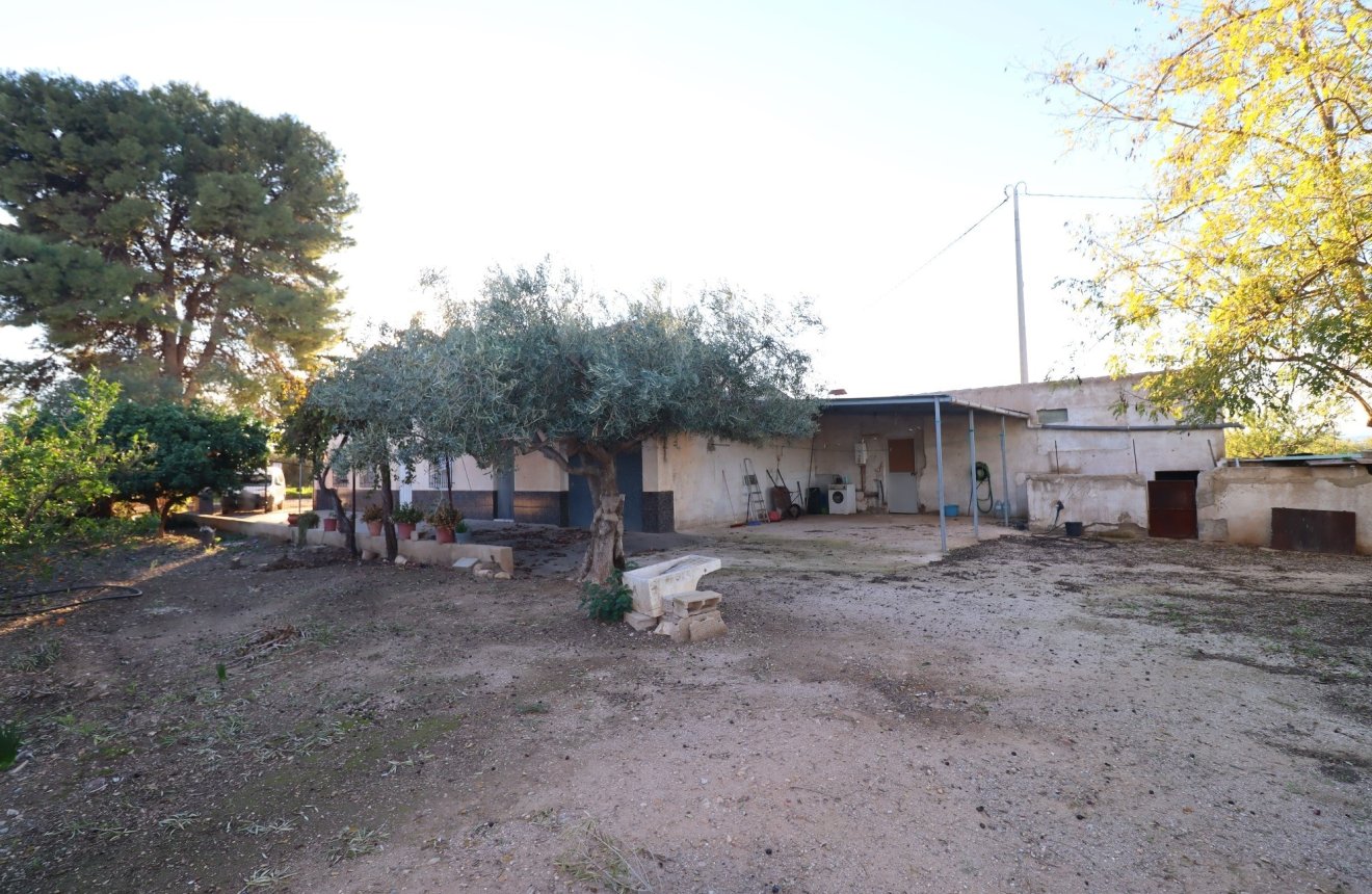Resale - Country House -
Lorca