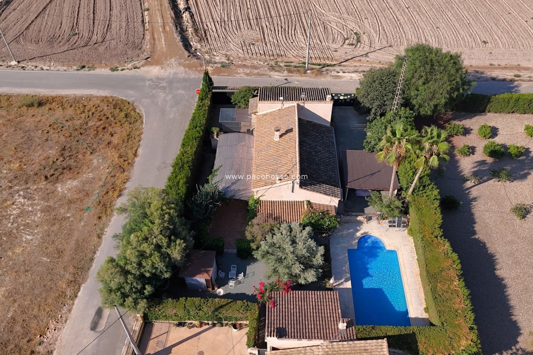 Resale - Country House -
Purias