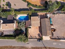 Resale - Country House -
Purias