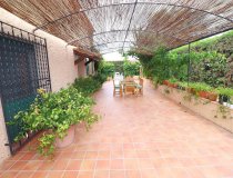 Resale - Country House -
Purias