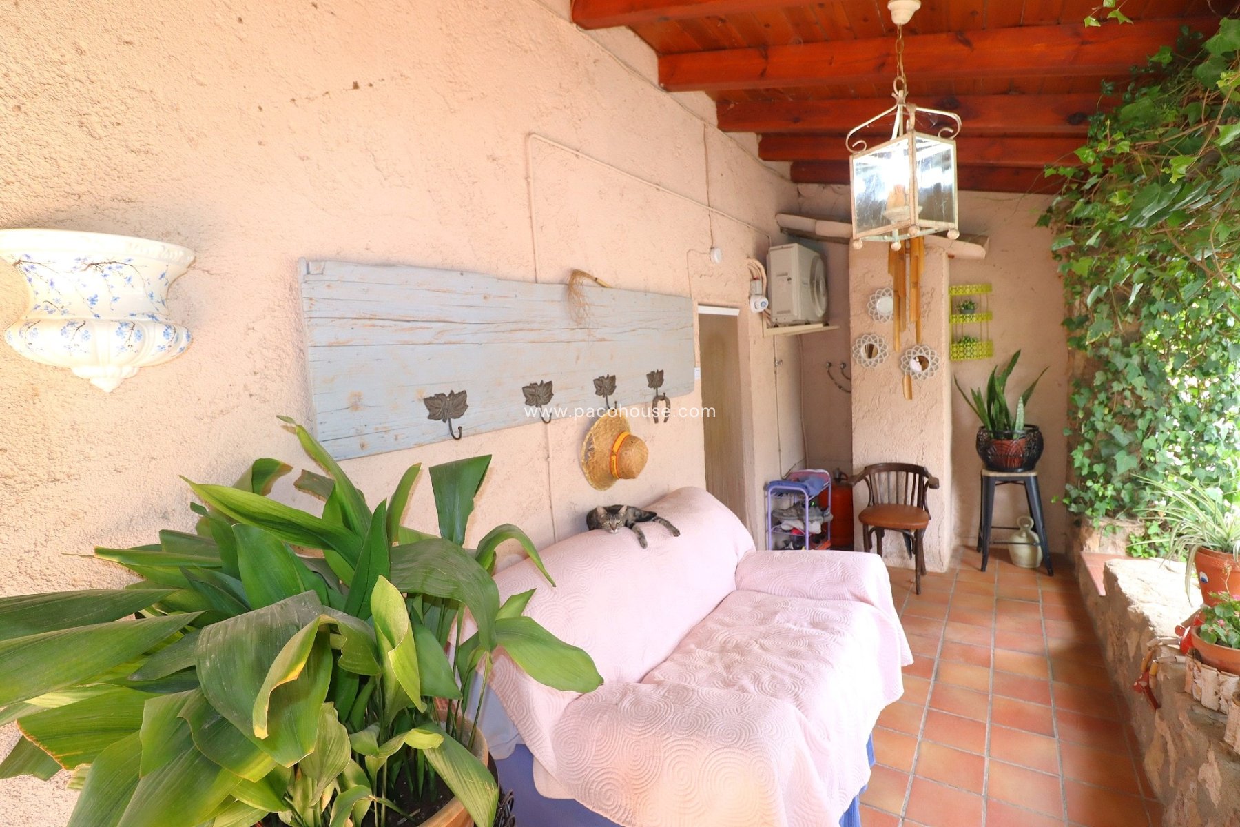 Resale - Country House -
Purias