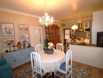 Resale - Country House -
Purias