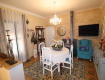 Resale - Country House -
Purias