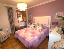 Resale - Country House -
Purias