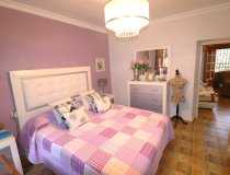 Resale - Country House -
Purias