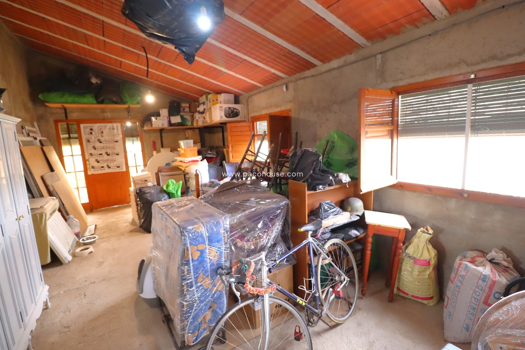 Resale - Country House -
Purias