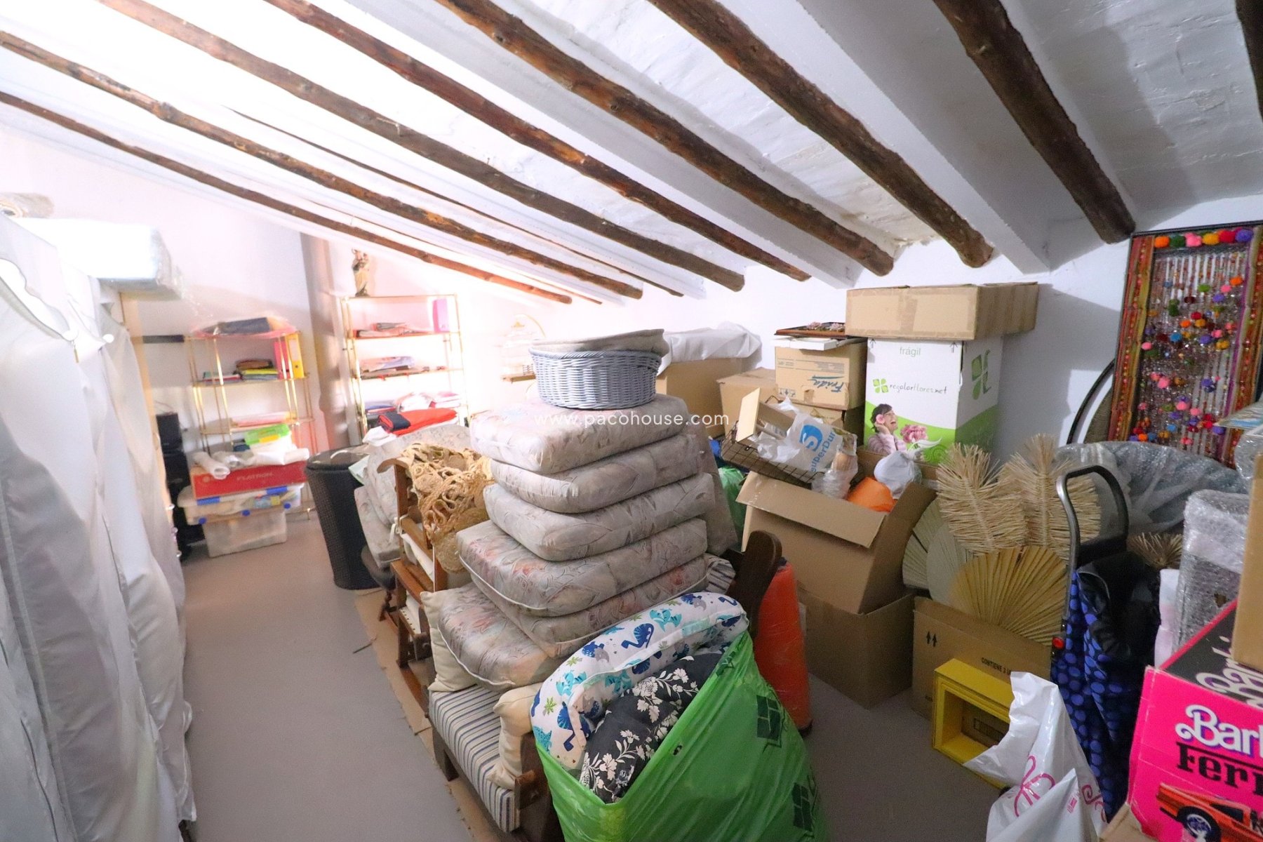 Resale - Country House -
Purias