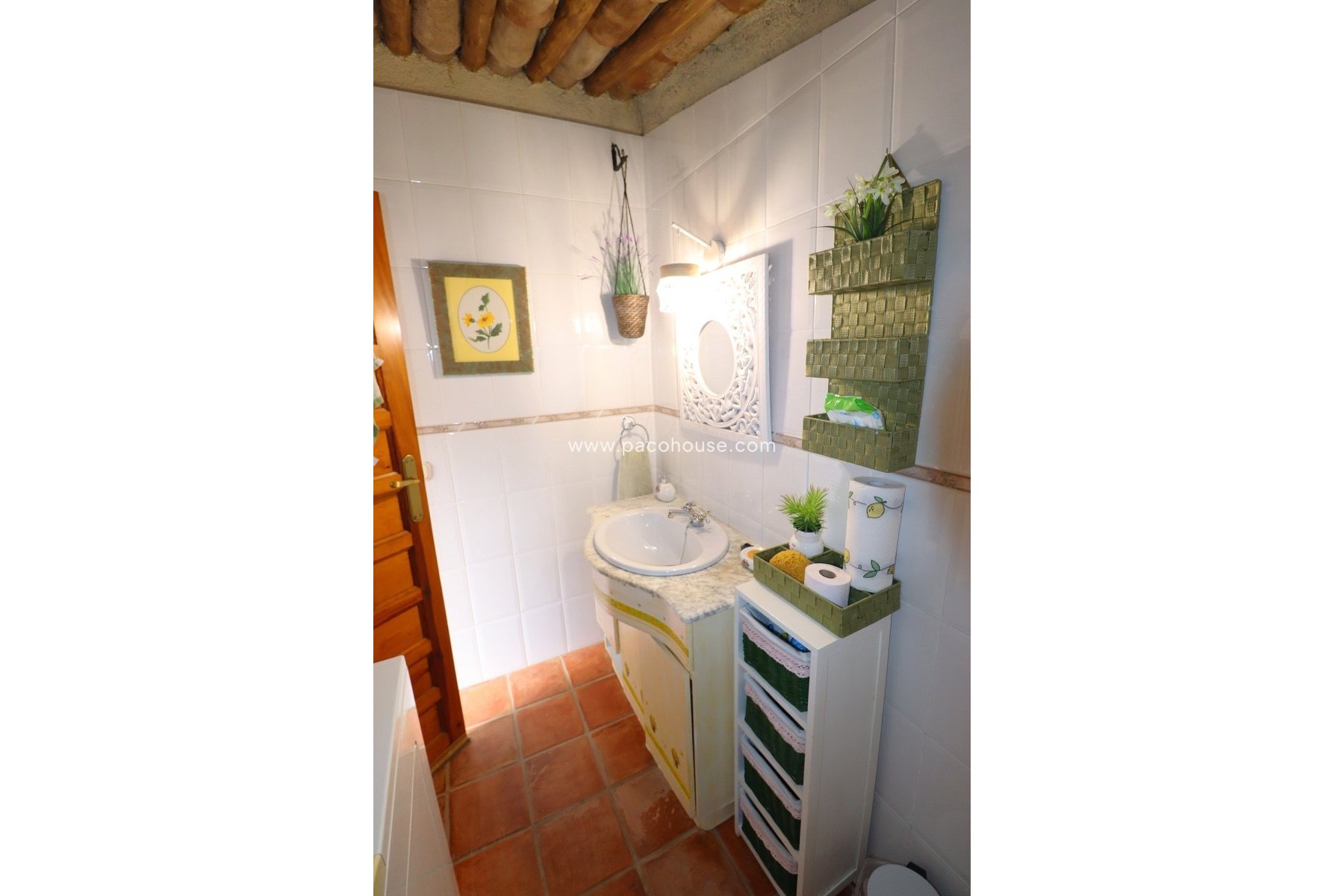 Resale - Country House -
Purias