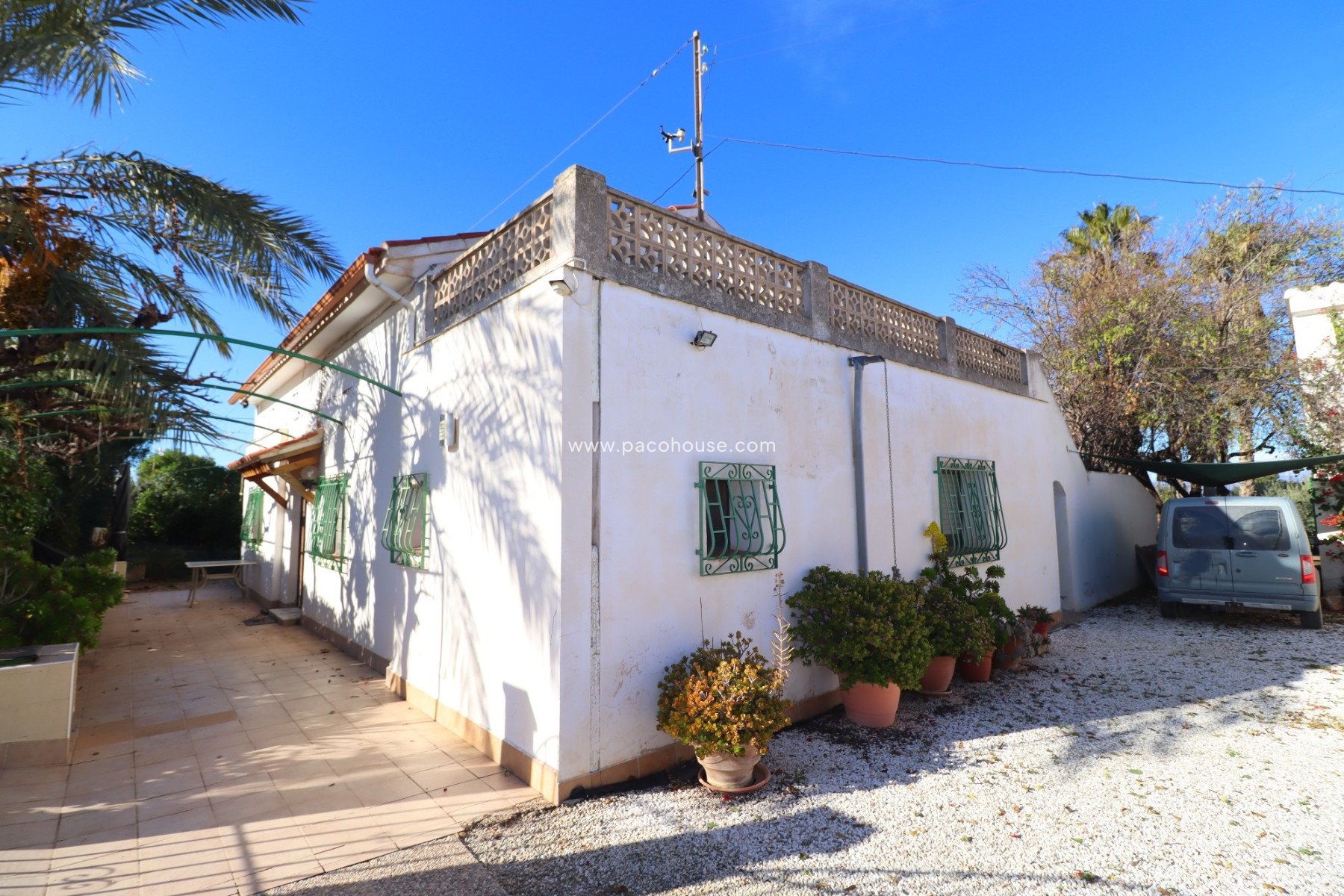 Resale - Country House -
Purias